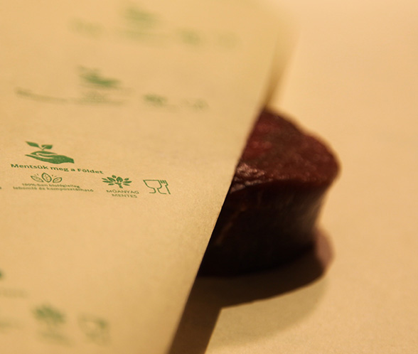 Is it necessary to replace disposable tableware with degradable tableware?